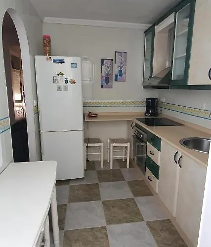 Piso Luminoso Cerca De Playa *